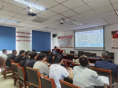 水土學院邀請長江科學院水利部巖土力學與工程重點實驗室土工所副總工程師、碩士生導師江洎洧來院開展學術報告